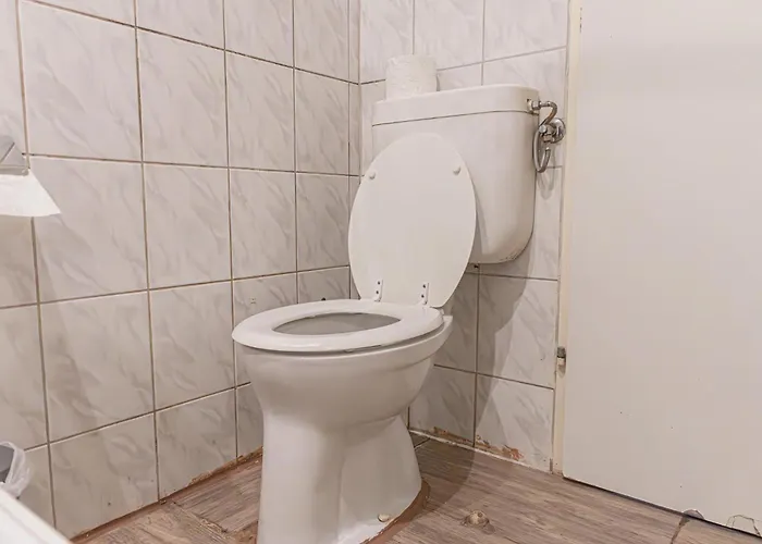 Standard & Simple 2 Neighbouring - 3brs * Bécs